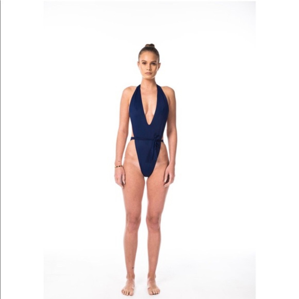 Myra Swim Karmen